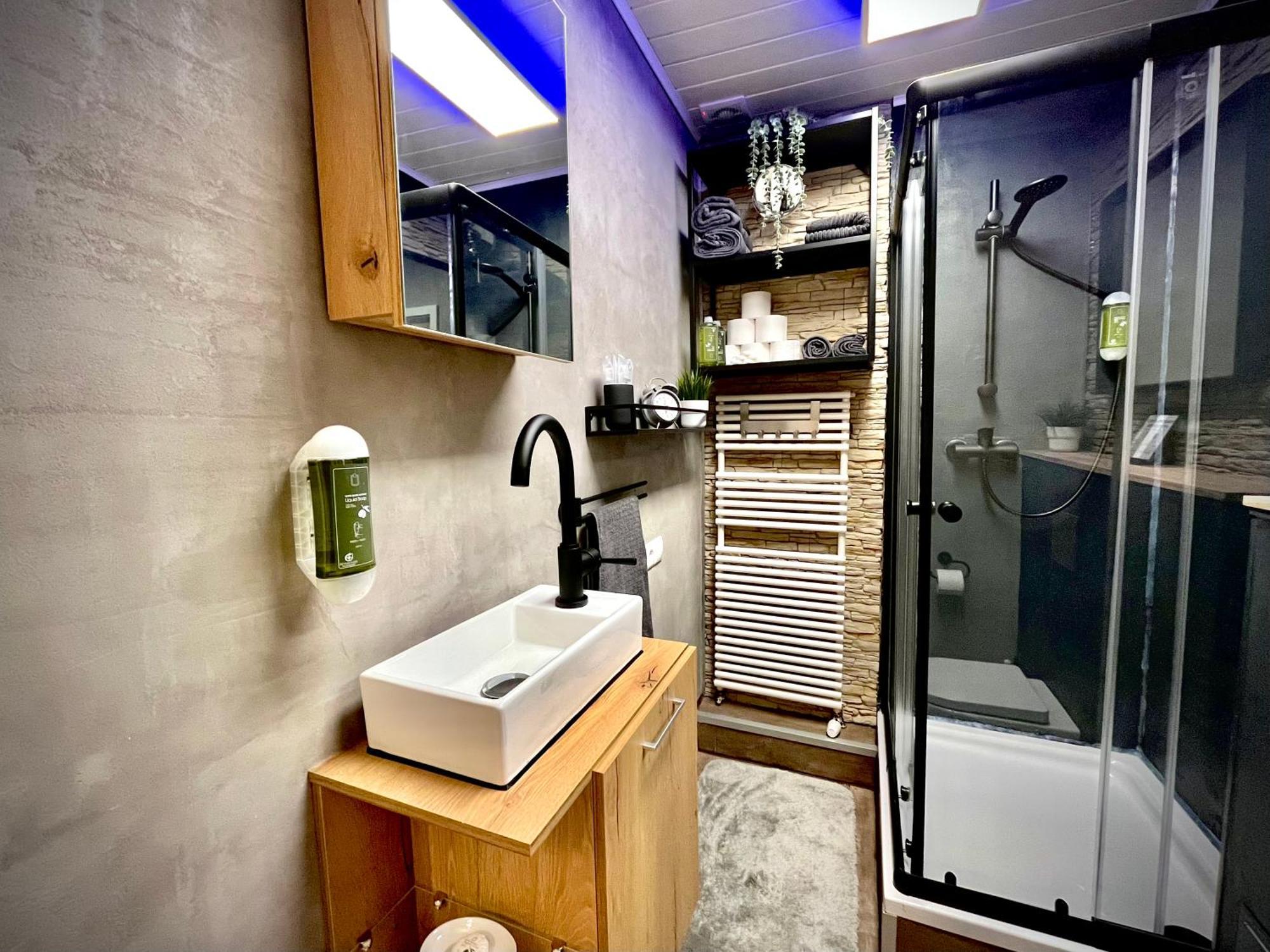 G&G Luxury Apartment Am Stadtpark Bendorf Esterno foto